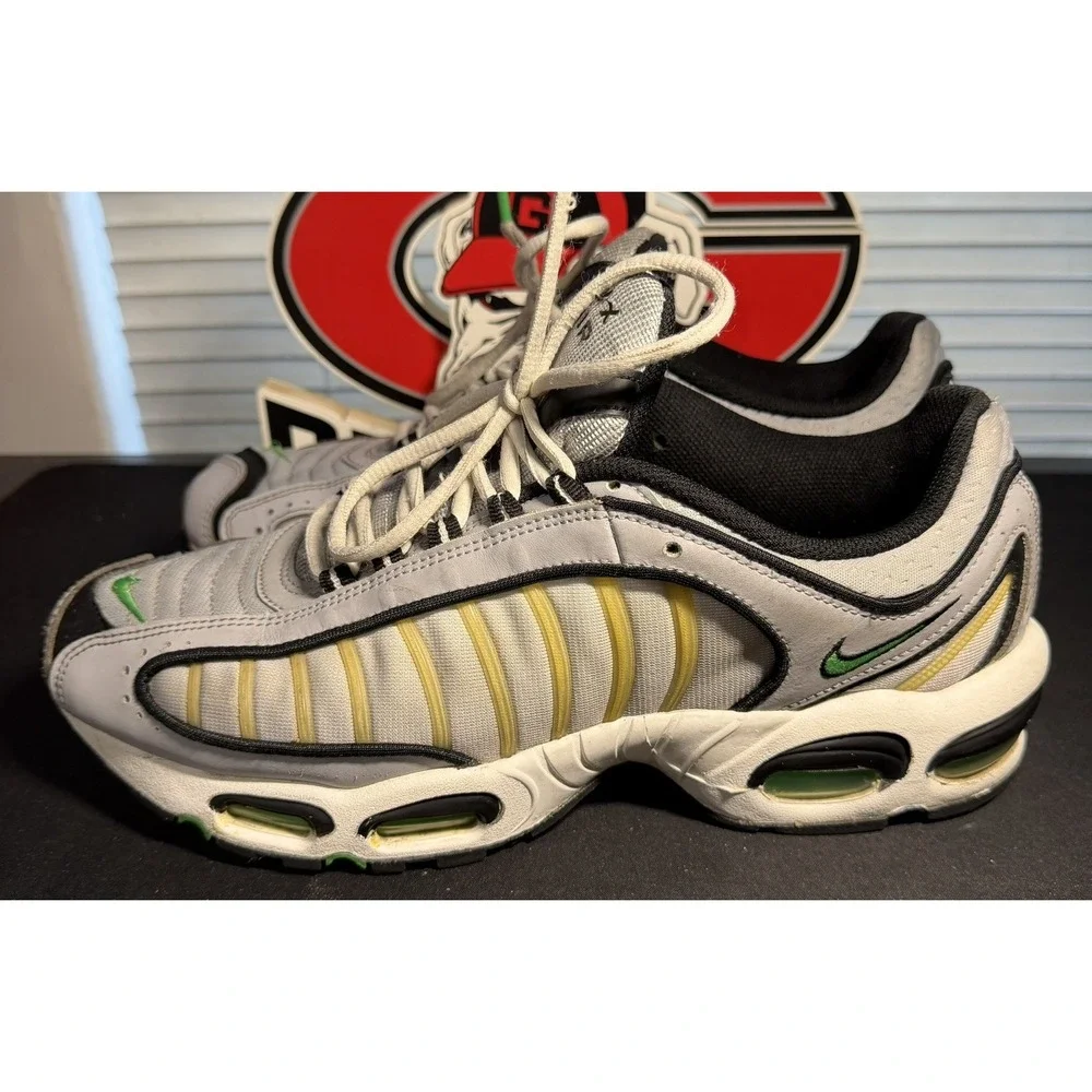 Nike Air Max Tailwind 4 IV Volt Men's Size 11 Grey Green Black 2019